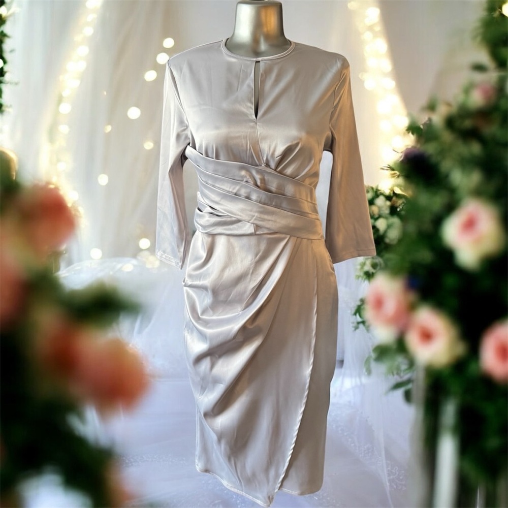 🆕Elegant 3/4 Sleeve Satin Dress